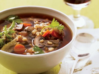 201011-xl-mushroom-barley-soup